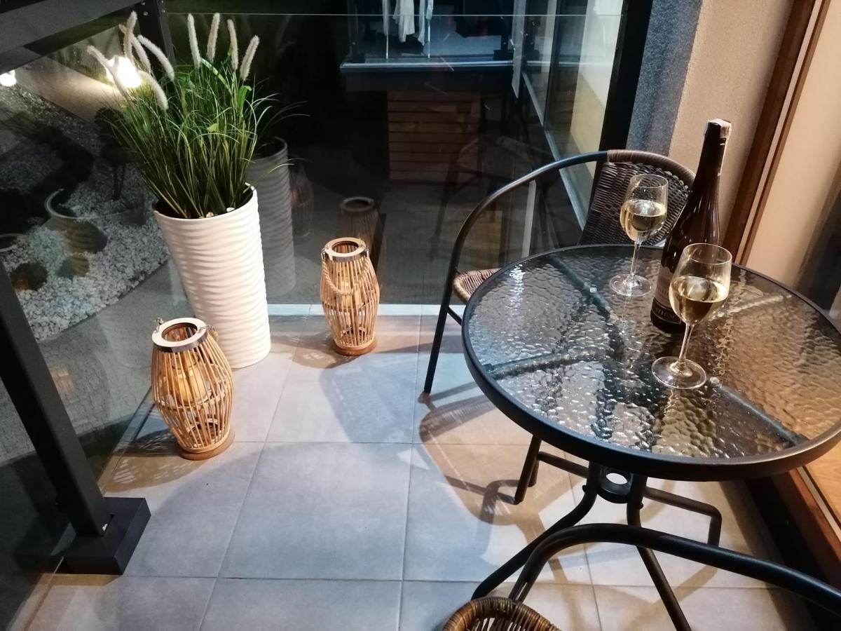 Blue Zet Apartament Sarbinowo Luaran gambar